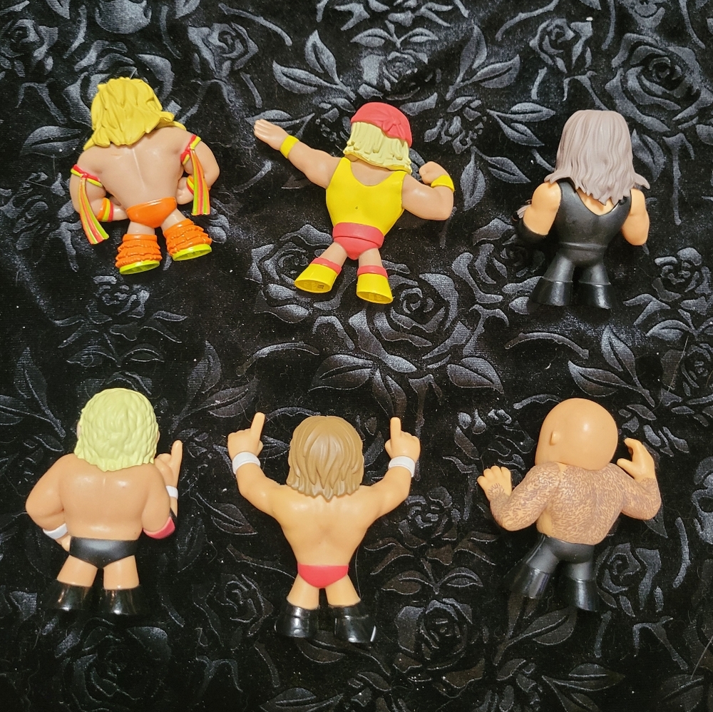 Mini Funkos - Picture 3 of 4